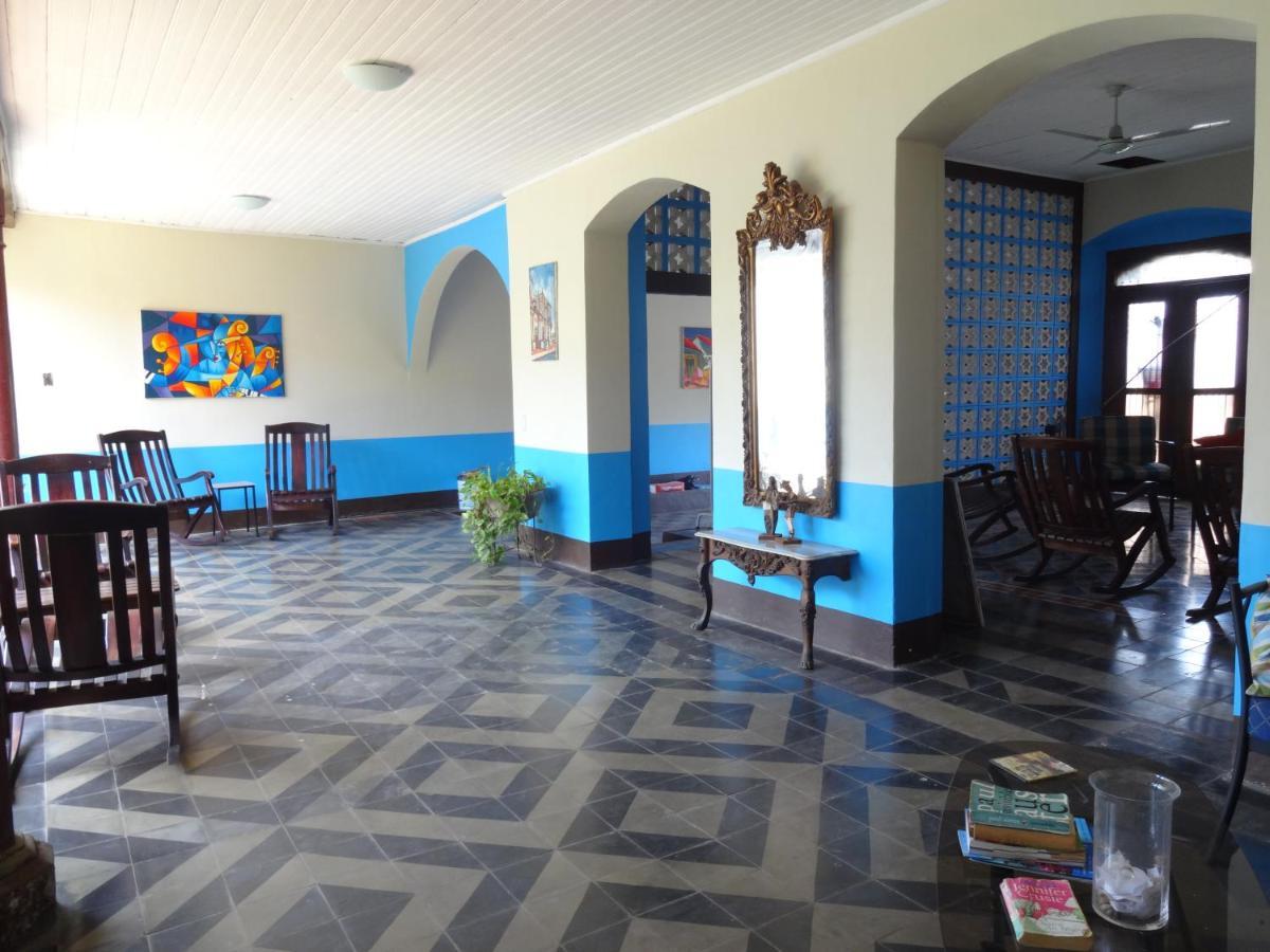 Готель Harvest House Nicaragua Леон Екстер'єр фото
