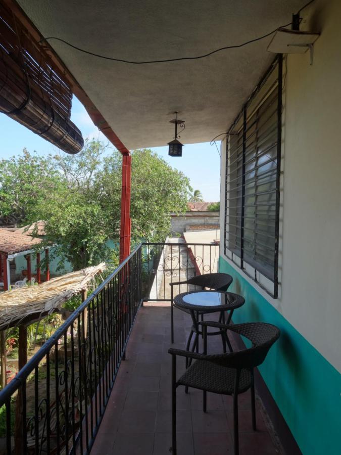 Готель Harvest House Nicaragua Леон Екстер'єр фото
